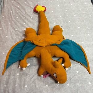 Pokemon Charizard | Large Plushie